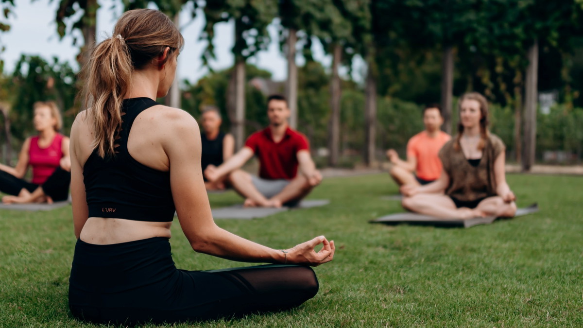 WineYoga RebArena