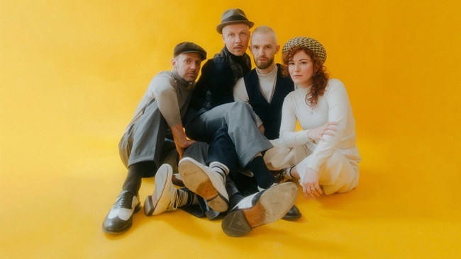 Marina & The Kats – Friendly Fire