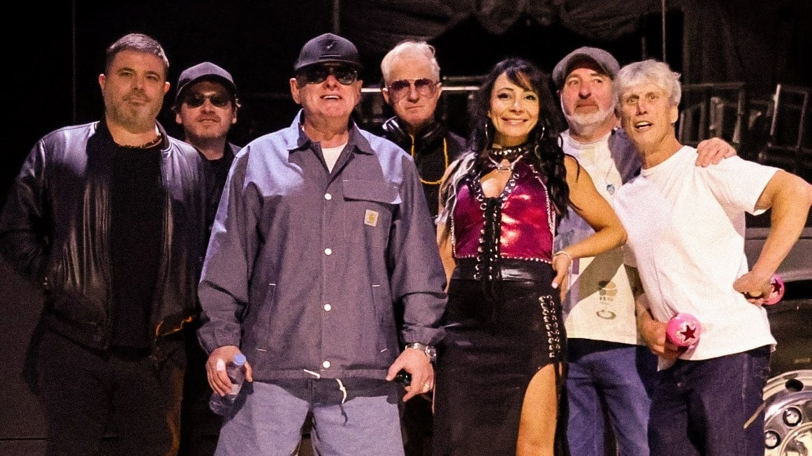 Happy Mondays (UK)