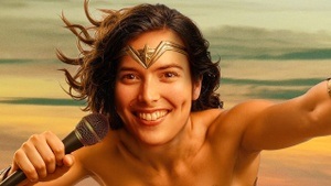 Sara Karas „No Wonder A Woman“