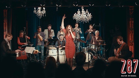 Margarita Gonzalez & Los Cucara-cha-cha