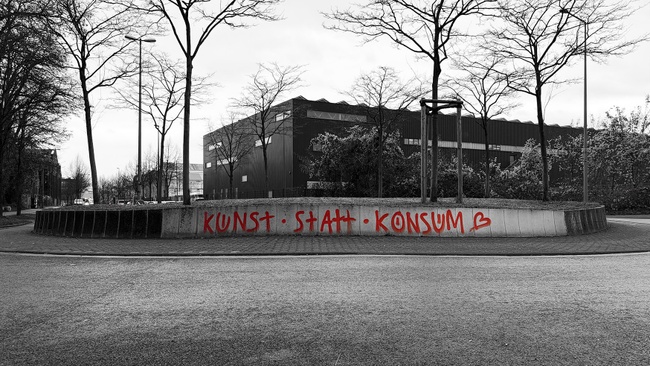 Design - Handwerk - Kunst  – Studio Eröffnung Julian F. Eckes