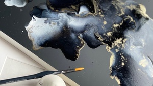 DIY Gestalte dein Alcohol Ink Dark Kunstwerk in Leipzig