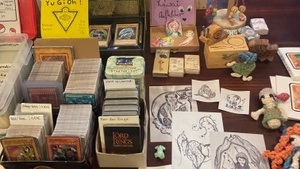 CAFE GOLD LADEN FLOHMARKT