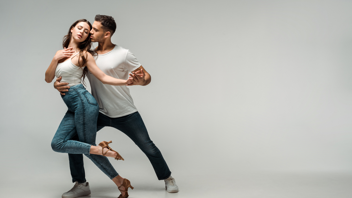 single and Couple social dance Time