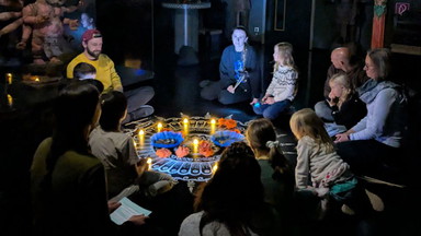 NACHTS IM MUSEUM: Taschenlampenführung Kids