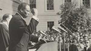 Every Artist Must Take Sides – Resonanzen von Eslanda und Paul Robeson | Kurator*innenführungen