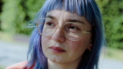 Jule Weber: Ich zeichne meinen Standort auf die Haut