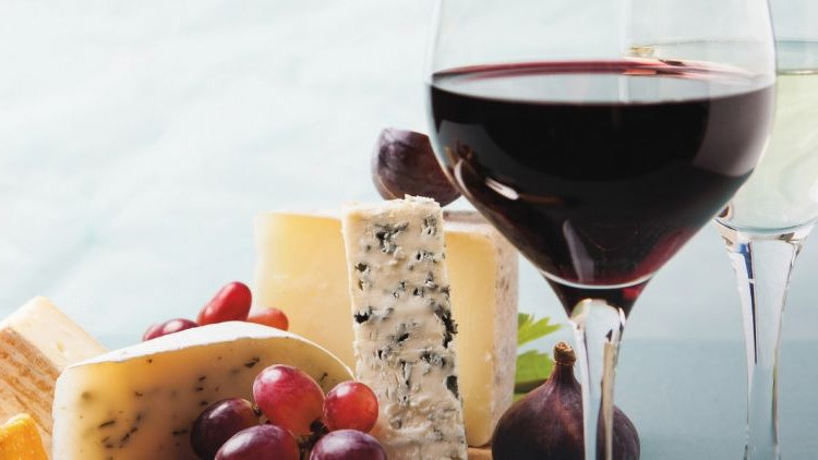 Titelbild der Veranstaltung Käse & Wein – hochwertige Weine zu den Festtagen