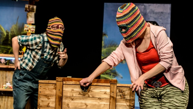 FEINDLICHE ÜBERNAHME