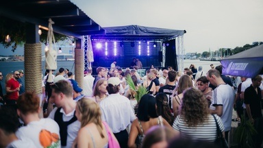 BERGFEST BEACHPARTY im SANDHAFEN