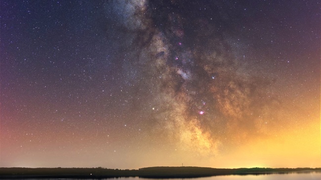 One Sky - 360°-Show held in English