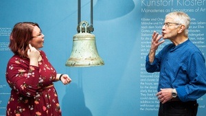 Öffentlicher Rundgang mit DGS Dolmetscher durch die Ausstellung Reiselustig