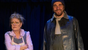 Märchen im Glaspalast mit dem Hexenberg Ensemble: Fischer un sin Fru | Rapunzel