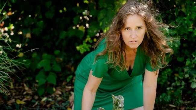 WILD WOMAN - Erwecke deine weibliche Urkraft