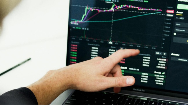 oeconomicum live – Wirtschaft erleben! Investitionen in „Private Markets“: Hohes Risiko – hohe Rendite?