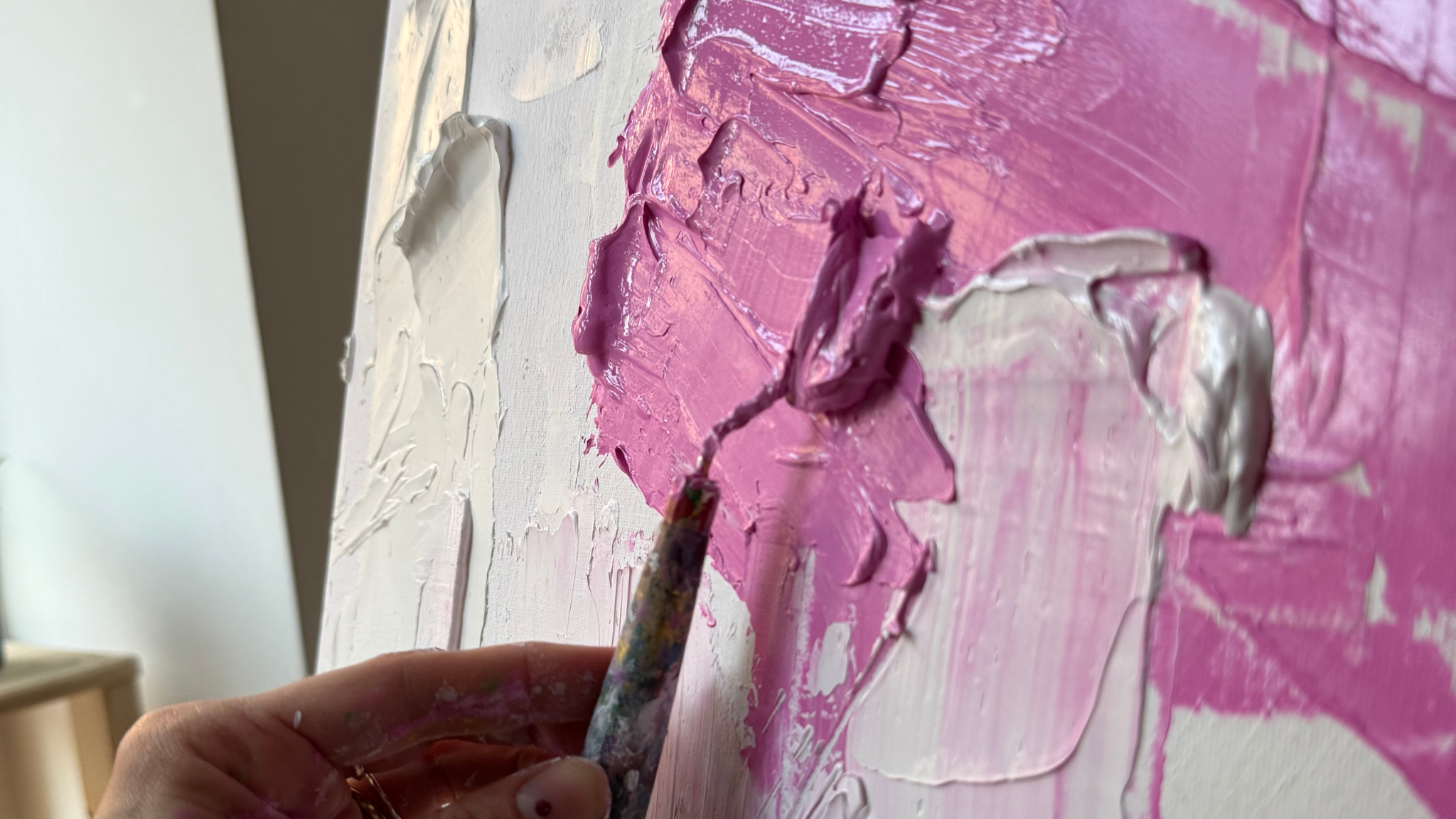 Textured Art Workshop mit Strukturpaste in München bei Entkorkte Kunst