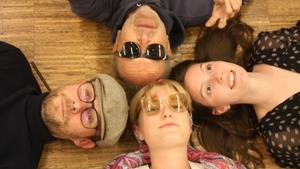 „Welt im Spiegel“ von Robert Gernhardt szenisch umgesetzt vom Theater Remskiesel