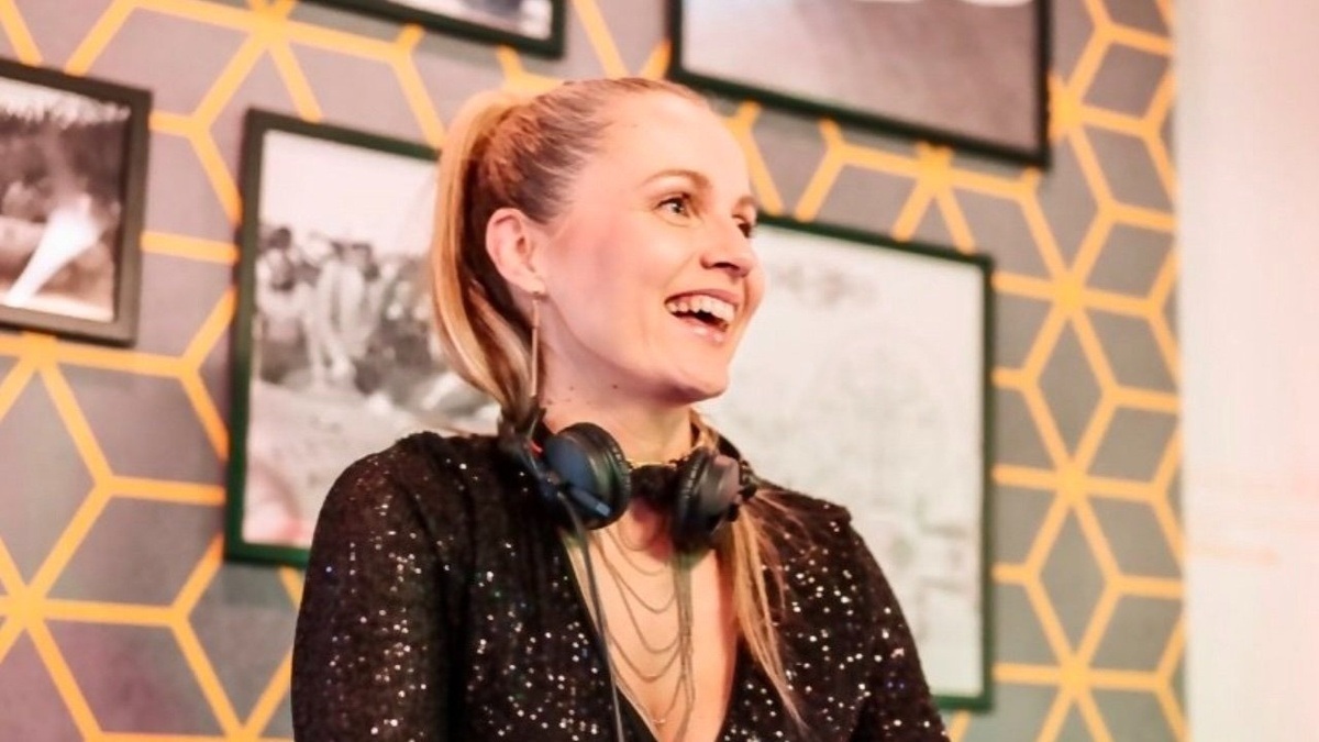 DJ Alexa Vox