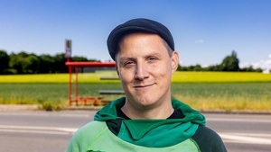 SEBASTIAN 23 - Zusammenhaltestelle