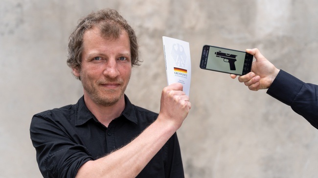 Digitaler Zwang & App‑Abhängigkeit – Wenn Technologie zur sozialen Barriere wird