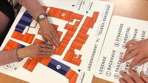 Mitmachprogramm mit Dr.  Jens Scholten: Hand drauf! Vermittlung für Alle mit inklusiven Tastmodellen