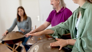 Handpan spielen lernen (für AnfängerInnen) 11-13 Uhr · 2-Stunden-Workshop.