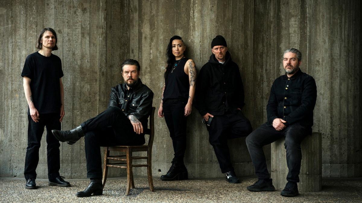AMENRA
