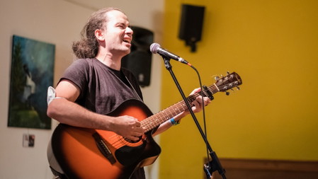 UKRAINISCHES MUSIKCAFE