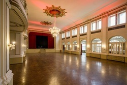 Großer Ballsaal