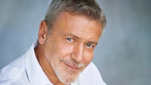 Arno Strobel liest "Welcome Home"