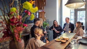 Weinbar Düsseldorf Tour - Auf ein Glas