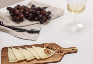 Käse und Wein Tasting