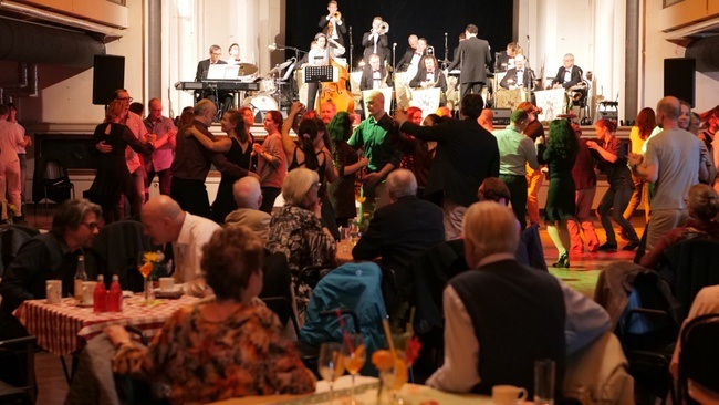 Tanztee - Marc Hartmann & sein Tanzorchester