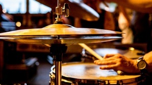 JAZZY BERLIN JAM SESSION w. Jazzy Berlin Bandstand *live, Vamilienfa†er & DJ Vai