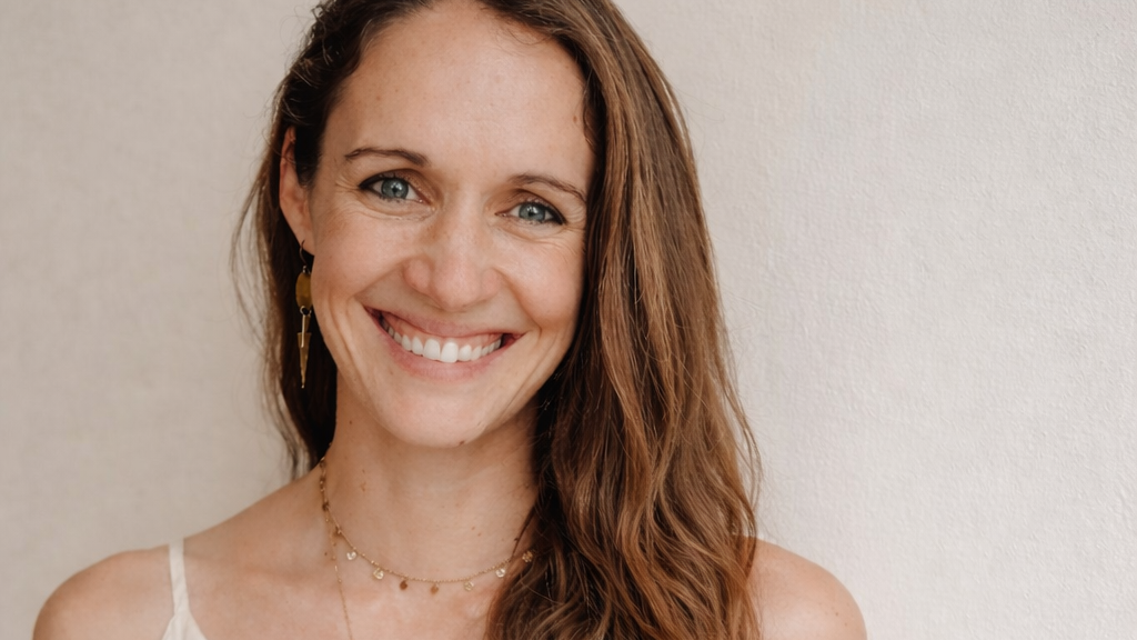 Monja Stein I Zyklusmentorin, Yogalehrerin & Coaching für Frauen