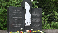 Ehrenfriedhof am Maschsee-Nordufer