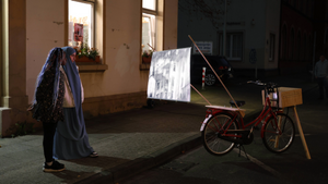 Naoko Tanaka – Stadt(T)Räume-Bilder-Schaukasten