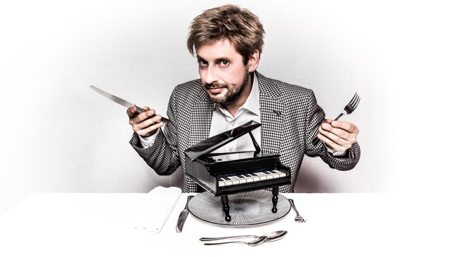 Daniel Helfrich • Trennkost ist kein Abschiedsessen • Klavierkabarett