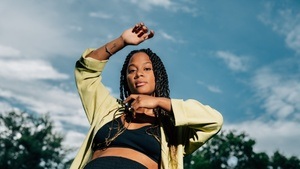Joy Bogat live beim Lovebird Festival in Düsseldorf