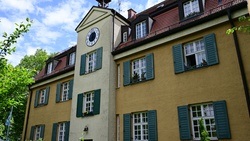 Nachbarschaftstreff Walmdachhaus