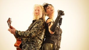 Nikki & Andi Zwei Stimmen, zwei Gitarren, viele Lieblingslieder
