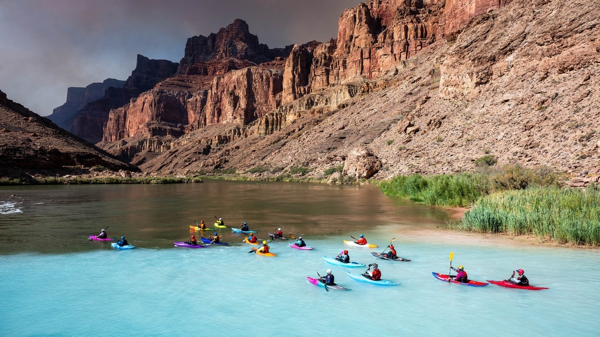 Im Rausch des Wassers – Mit dem Kajak durch den Grand Canyon, zwischen Stromschnellen und Sternenhimmel