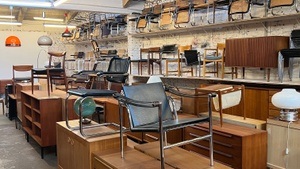 Squilson Vintage - Möbel, Thonet- & Designklassiker Lagerverkauf Ehrenfeld