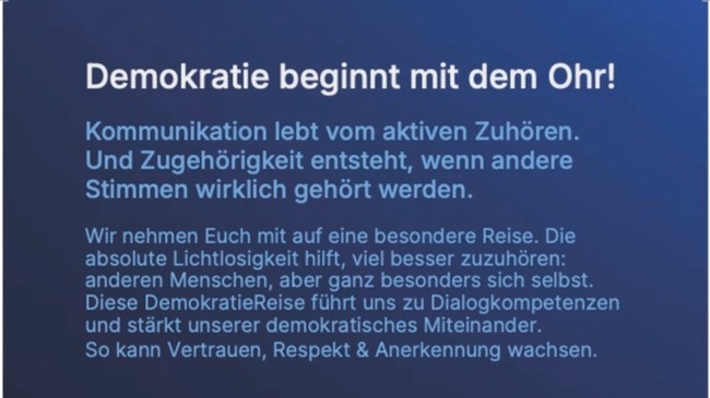 DemokratieReise - in völliger Dunkelheit