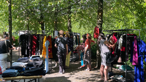 Kleider- und Bücherbasar