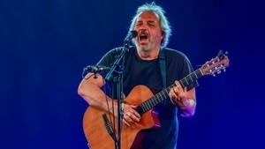 Götz Widmann: Auf Tour mit seinem Programm “Party Time“