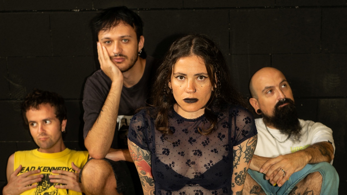 Slowkiss & Fragile Animals // presented by ANB Nord