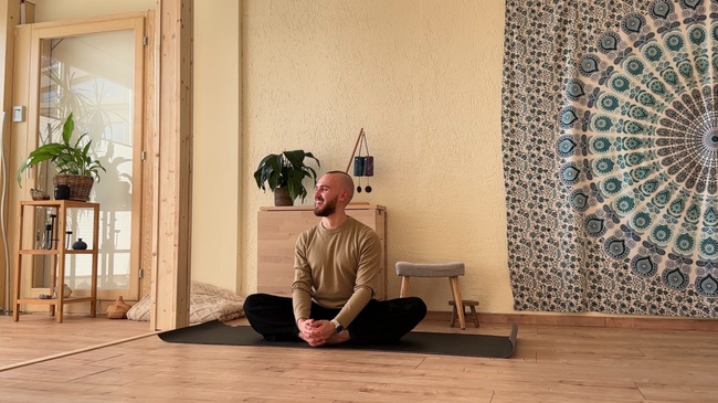 Move/ Feel /Connect