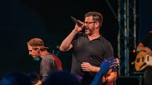 Open Mind Air – Dr. Woggle & The Radio u. a. / Schlosshof Weinheim